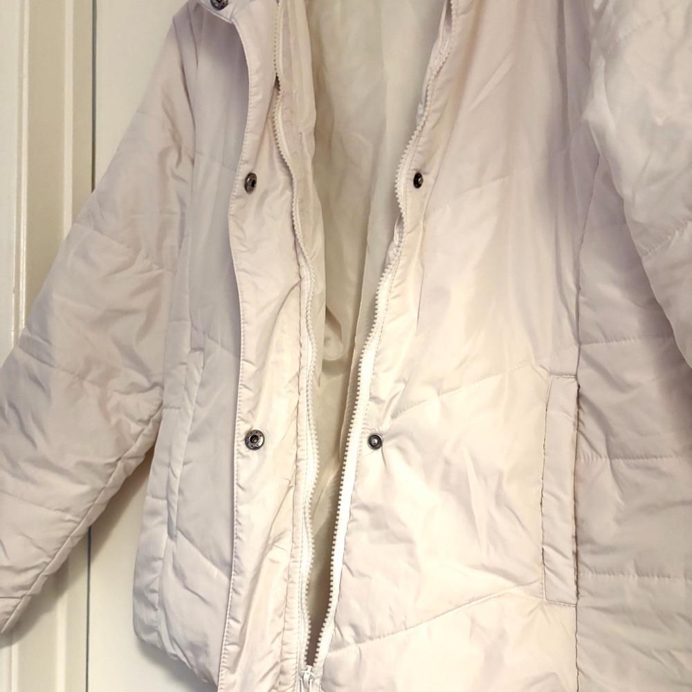 Women's White Puffer Jacket - Picture 5 of 11